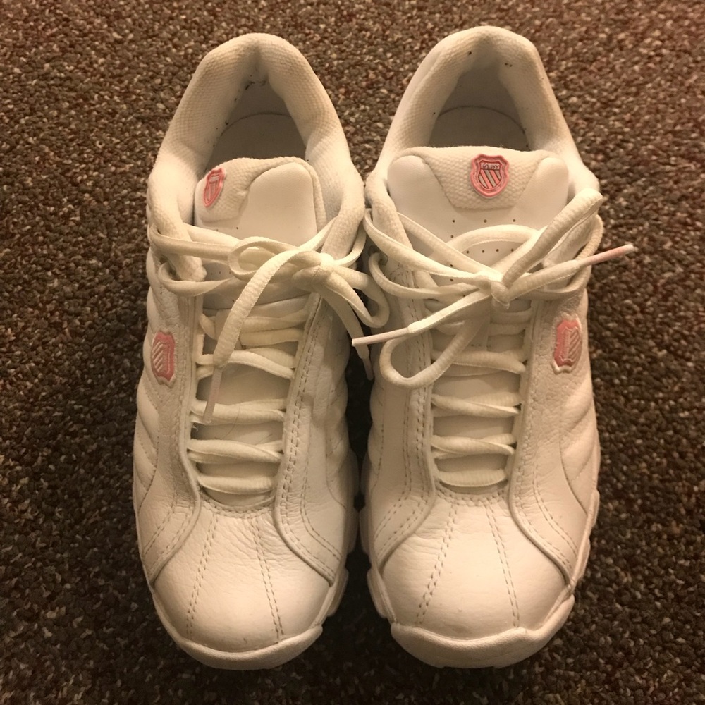 white athletic shoes